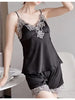 e33b8cfe6de443709ba0b041bb33b34f-goods
